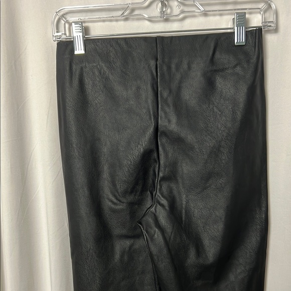 Good American Black Better Than Leather Faux Leather Leggings Size 2 - Picture 7 of 9